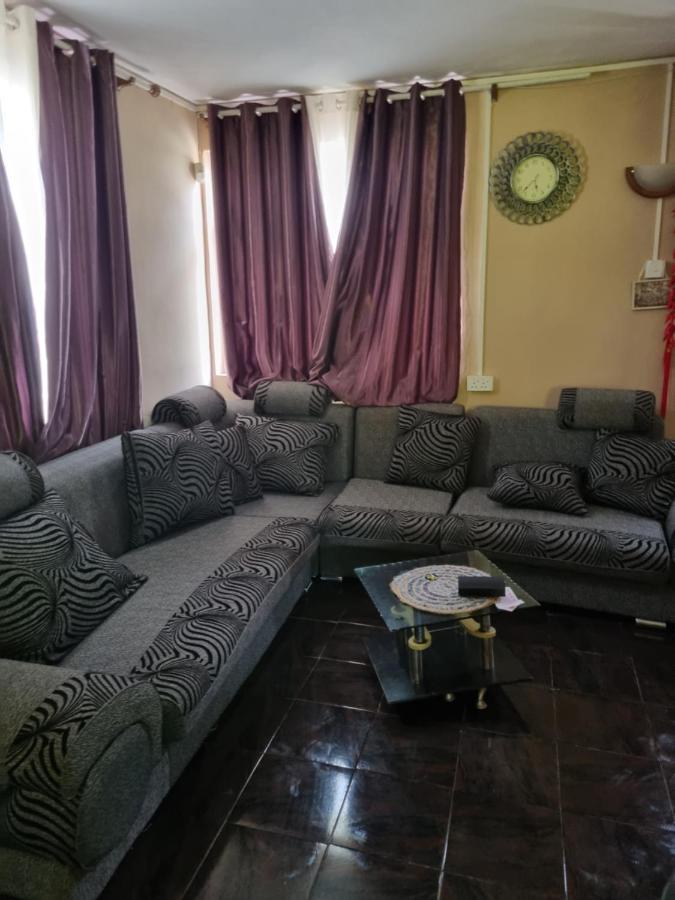 La Casa Mia Guesthouse Ла Гулет Екстериор снимка