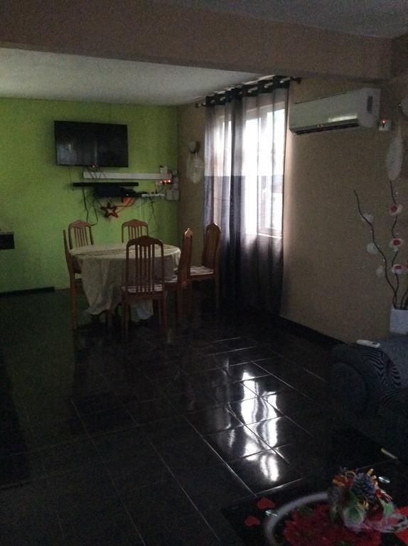 La Casa Mia Guesthouse Ла Гулет Екстериор снимка